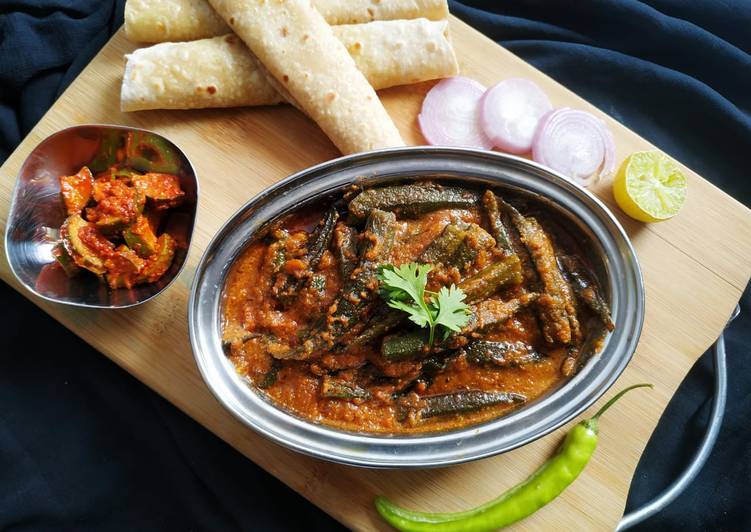Step-by-Step Guide to Make Quick Aachari Bhindi