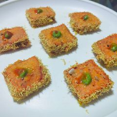 A picture of Sev puri Sandwich.