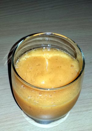 A picture of Pineapple Papaya Smoothie.