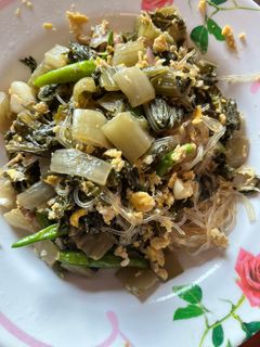 รูปของ ผัดผักกาดดองใส่ไข่วุ้นเส้น