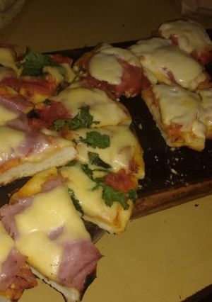 Una foto de Pizza casera 🍕