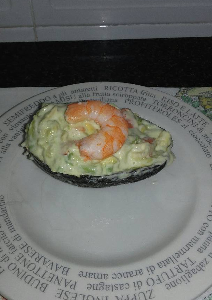 Una foto de Aguacate con langostinos