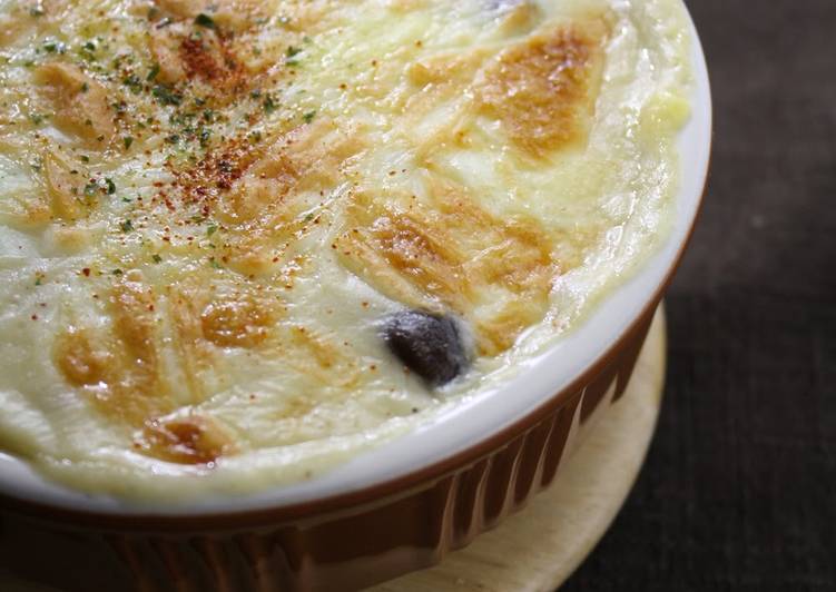Easiest Way to Prepare Yummy Gratin Made in a Frying Pan