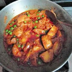 Aloo Tamatar Matar ke sabji A picture of Aloo Tamatar Matar ke sabji.