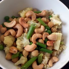 A picture of cauliflower chick pea curry.