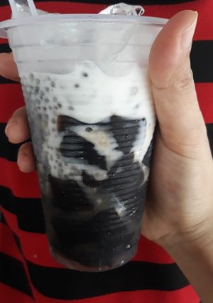 Hình của món Sương sáo hột é cốt dừa.