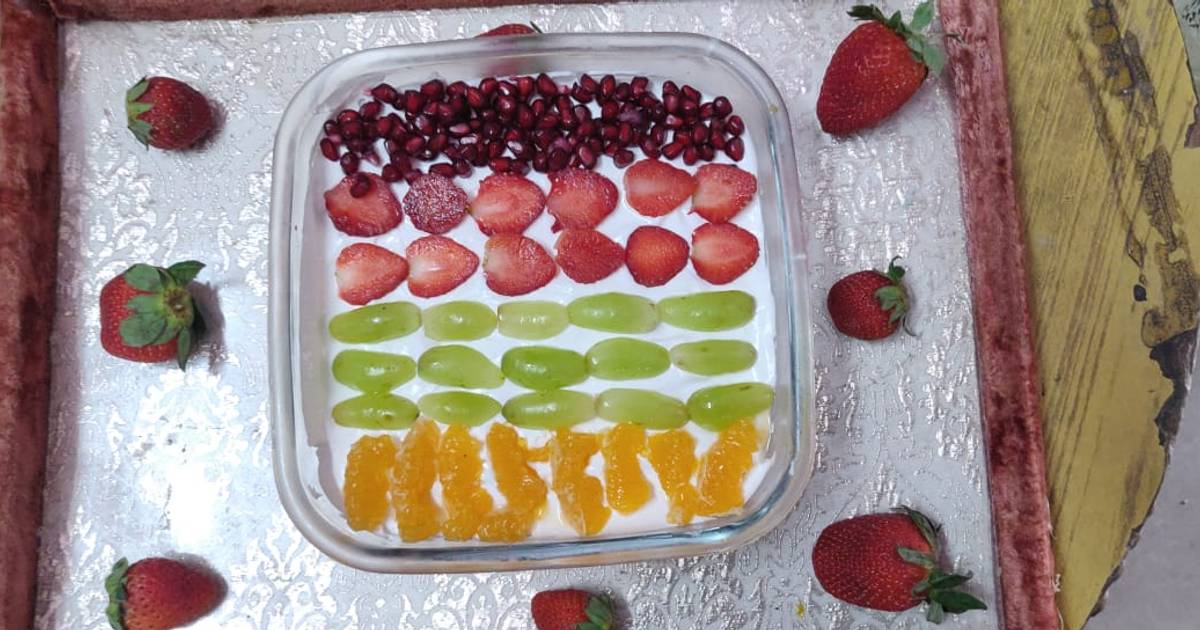 Fresh fruit biscuit pudding Recipe by Trapti Jain Cookpad