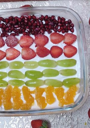 A picture of Fresh fruit biscuit pudding.