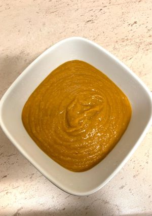 A picture of Butternut soup.
