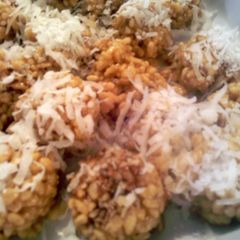 A picture of Sunshines krispy balls.
