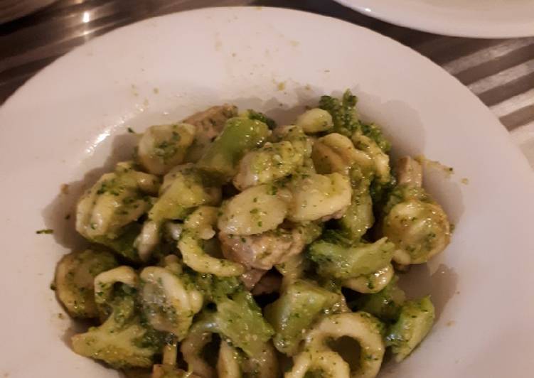 Orecchiette con cime di broccoli e pancetta glutenfree