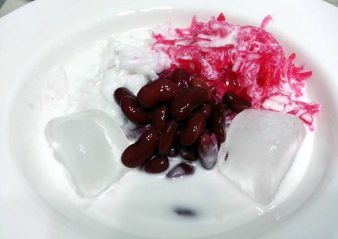 Kidney Bean And Jello In Coconut Milk Dessert