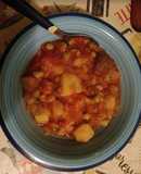 Estofado de papa y albóndigas