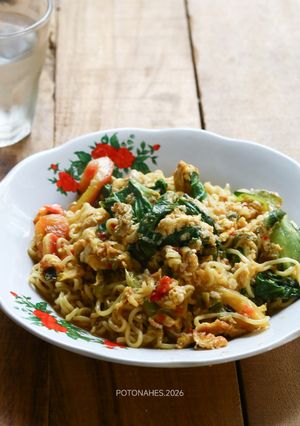 Foto resep Mie Goreng (Instan) Tek-tek
