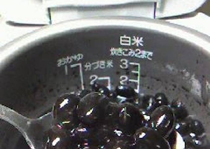 'Kuromame' Black Beans in a Rice Cooker
