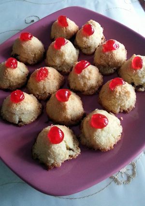 A picture of Shakalama with coconut.
