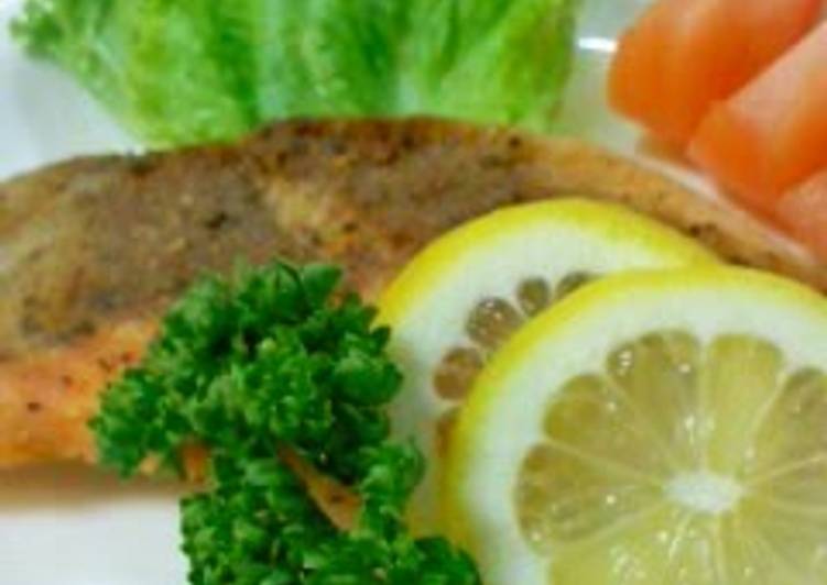 Simple Way to Make Favorite Easy Salmon à la Meunière without Butter