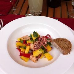 A picture of Thai Squid Mango Salad.