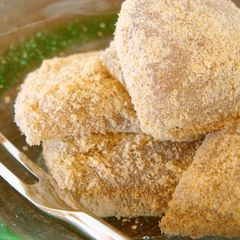 Kinako Warabi Mochi A picture of Kinako Warabi Mochi.
