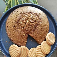 A picture of Biscuit cake.