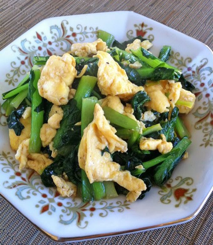 A picture of Komatsuna and Egg Stir Fry with Oyster Sauce.