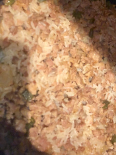 Una foto de Arroz compuesto con picadillo