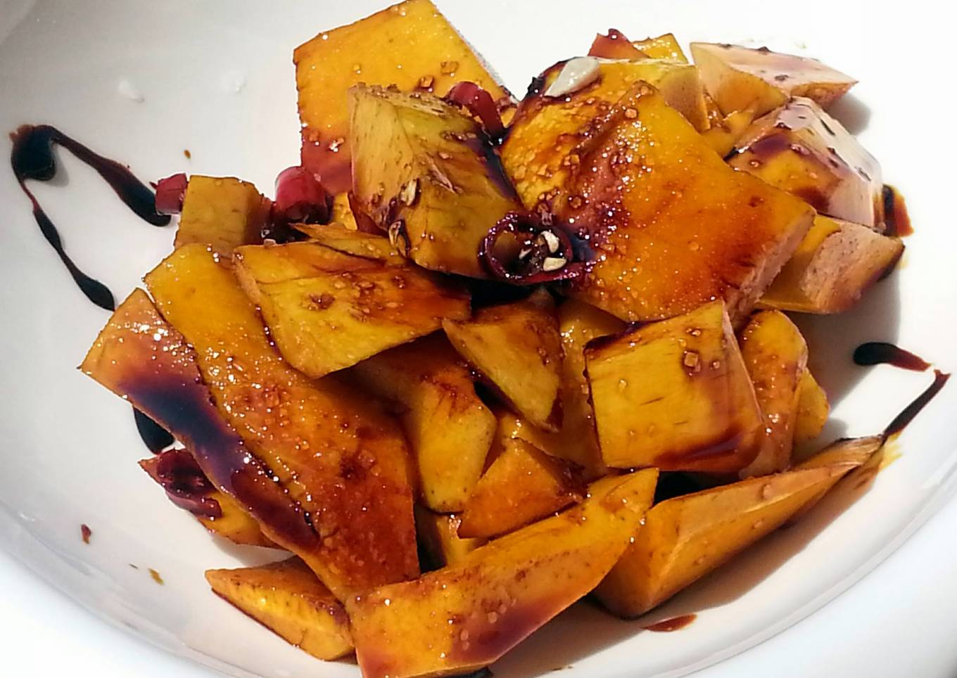 Spicy Mango Vegan Salad