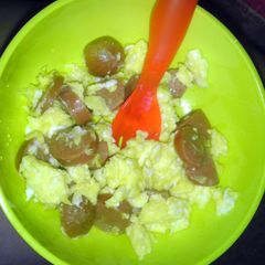 A picture of Eggs&Weenies for the kiddos.