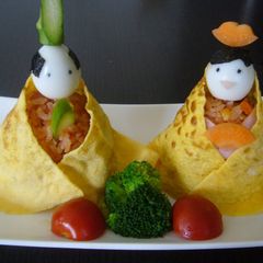 Hinamatsuri (Japanese Girls’ Day) Hina Doll Sushi A picture of Hinamatsuri (Japanese Girls’ Day) Hina Doll Sushi.