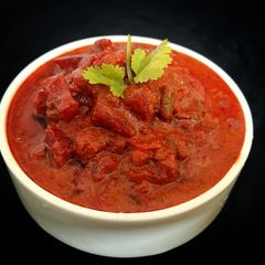 A picture of Beetroot & Cowpea Beans Gravy.