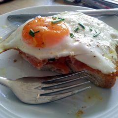 A picture of smoked salmon toast.