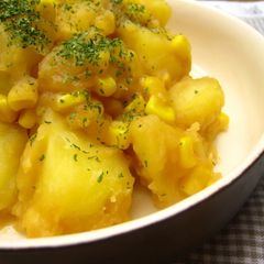 A picture of Boiled Potatoes with Buttered Corn.