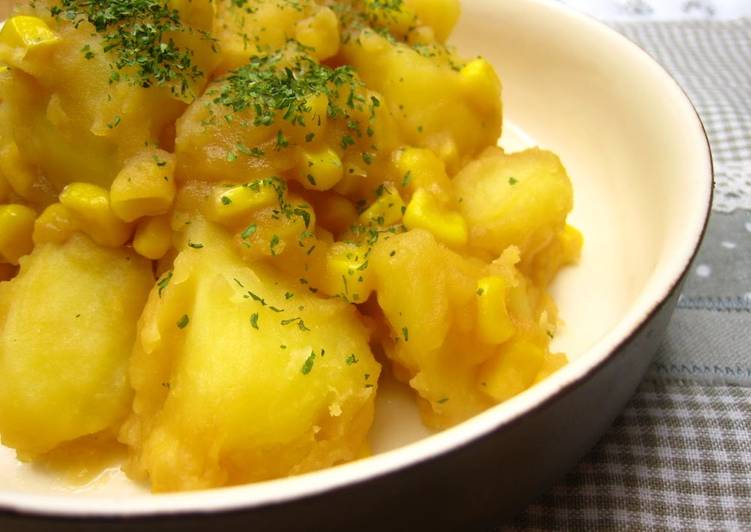 Steps to Prepare Homemade Boiled Potatoes with Buttered Corn