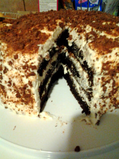 A picture of Candy Bar Cake.