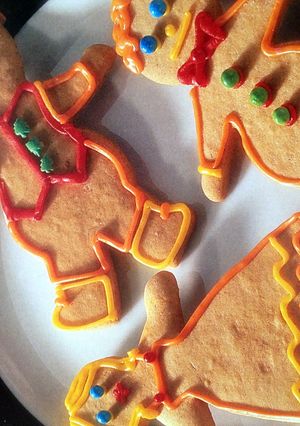 A picture of Gingerbread People.