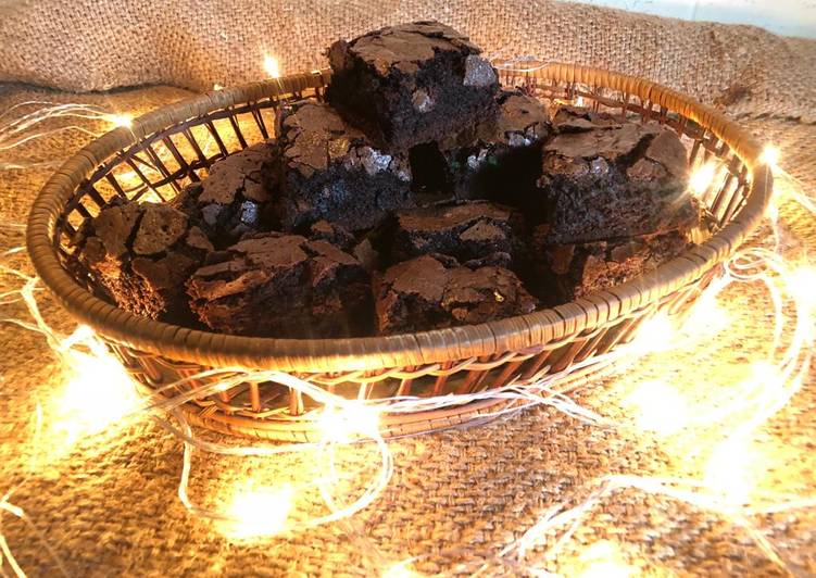 Simple Way to Make Quick Dark chocolate fudge brownie