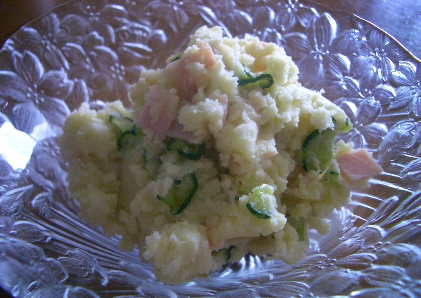 A simple potato salad for our family