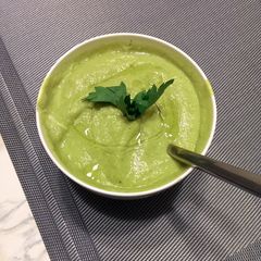 A picture of Simple, Delicious Broccoli Soup.