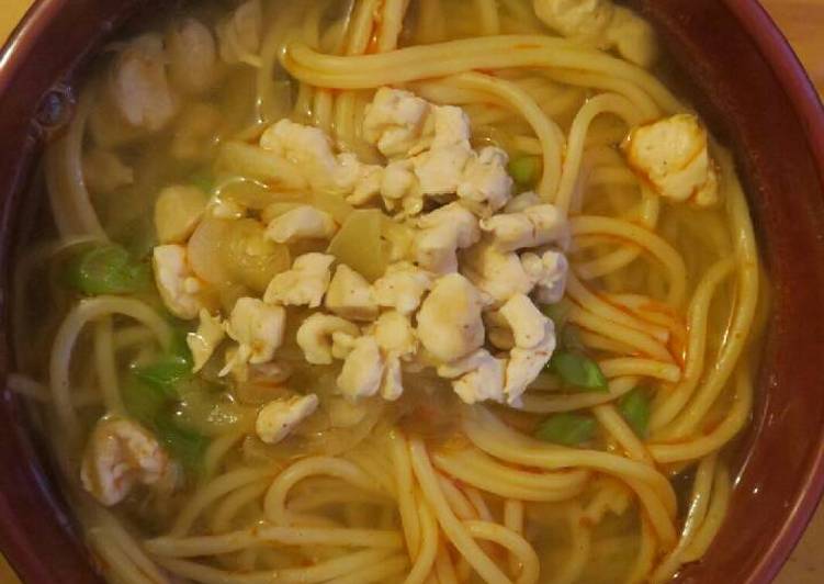 Bagaimana memasak Spaghetti Ayam Kuah Pedas yang Bisa Manjain Lidah