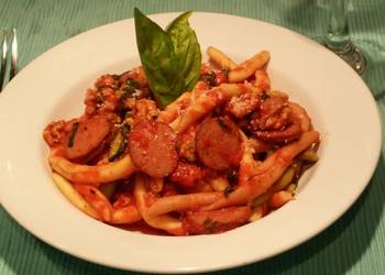 How to Prepare Yummy Sausage and Turkey TriColoured Pasta