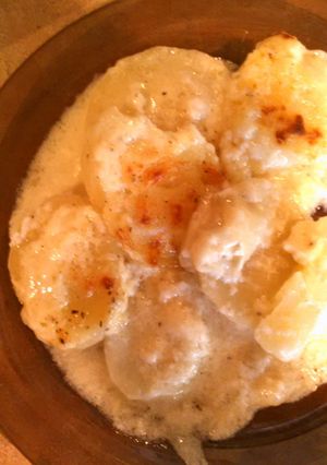 A picture of Scalloped potatoes.