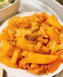 Gà xào bắp cải