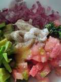 Ensalada🍱casera🥙fresca de aguacate y tomate🥑🍅🥗