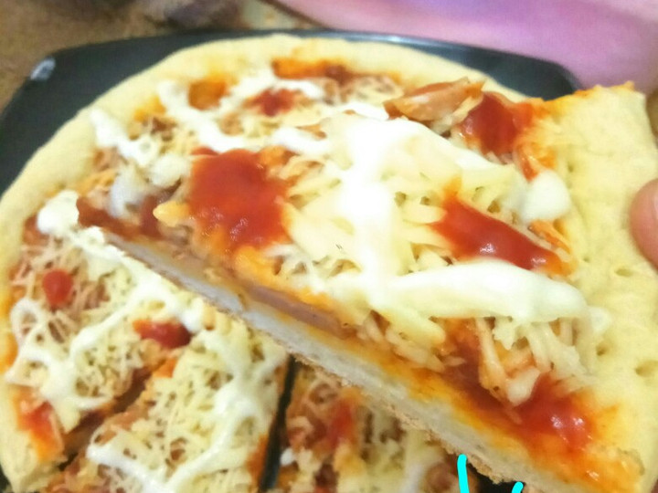 Bagaimana Menyiapkan Pizza teflon rumahan simpel dan enak yang Lezat Sekali