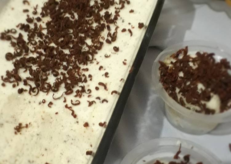 Bagaimana Membuat Ice Cream Oreo Anti Gagal