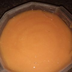 A picture of Mango puree.