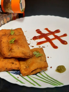 मिनी पफ (mini puff recipe in hindi) रेसिपी मुख्य फोटो