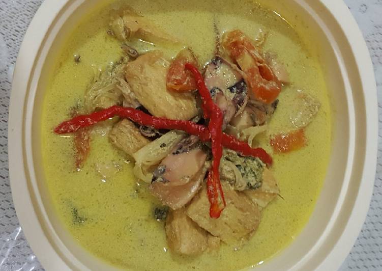 Cara Gampang Membuat Cumi Kuah Kuning, Enak