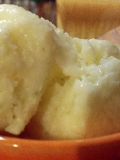 檸檬牛奶冰淇淋(免用冰淇淋機) 的食譜成品照片