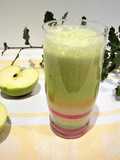 Licuado de pencas de apio con manzana Golden para subir las defensas - vegano